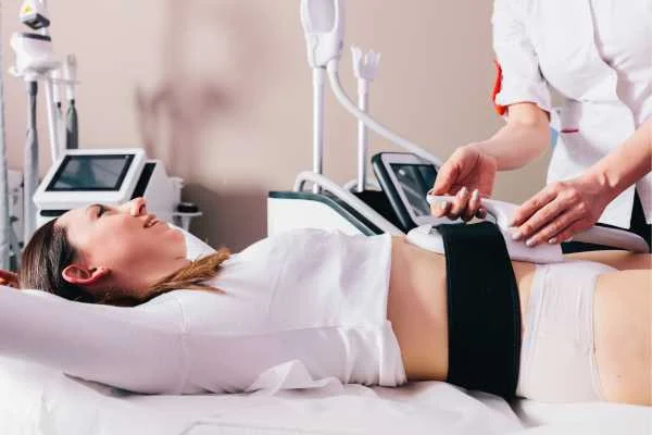 woman having body sculpting to help improve her body image and her mental health Glossop